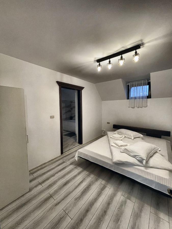 Casa Din Podirei Villa Capu Cîmpului Kültér fotó